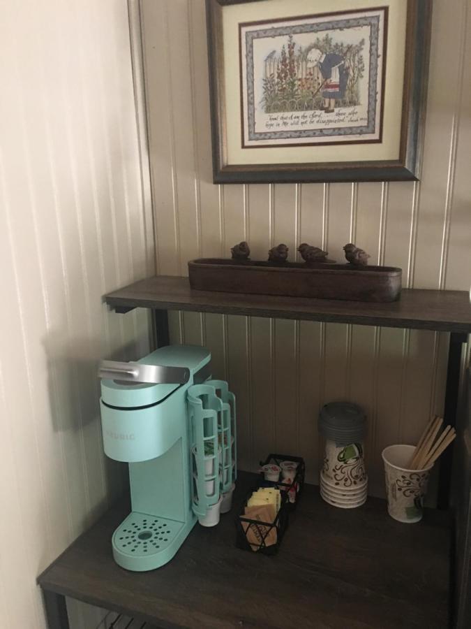 Acorn Hideaways Canton Sweet Tweet Guesthouse King Bed מראה חיצוני תמונה